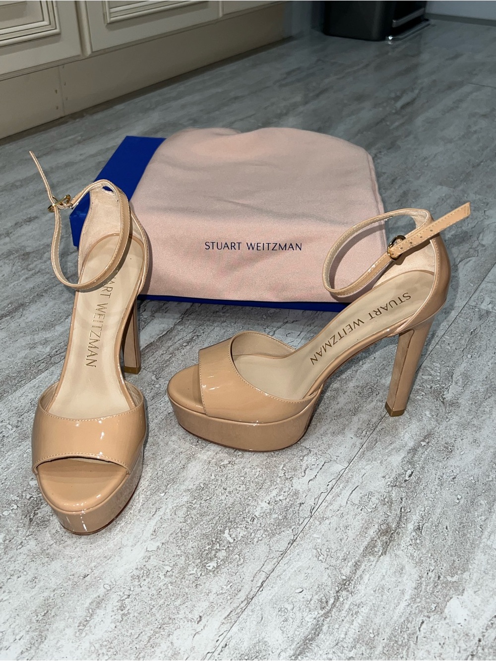 Stuart Weitzman Discoplatform Nudistcurve Leather Sandals Size 8
